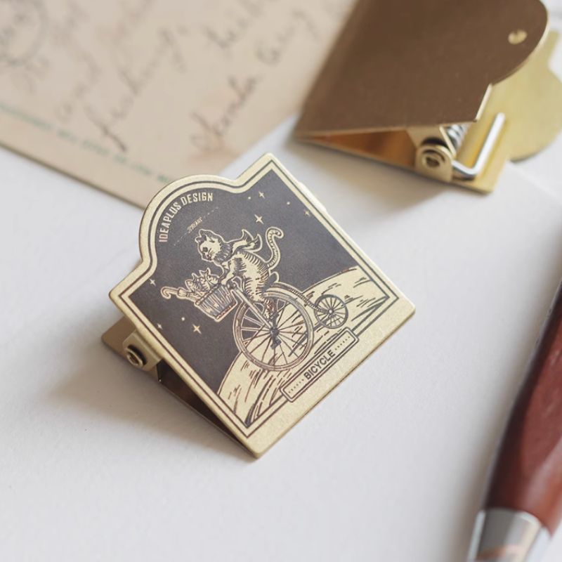 Clip vintage in ottone